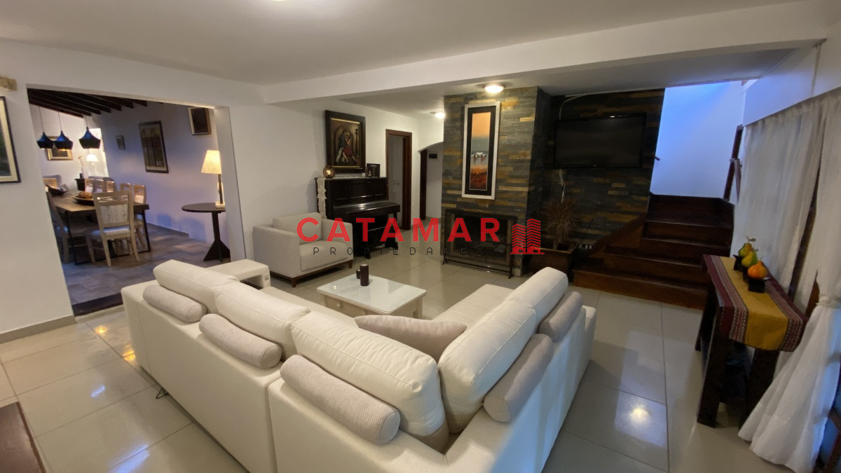 Casa ID.92 - Chalet en Club del Lago