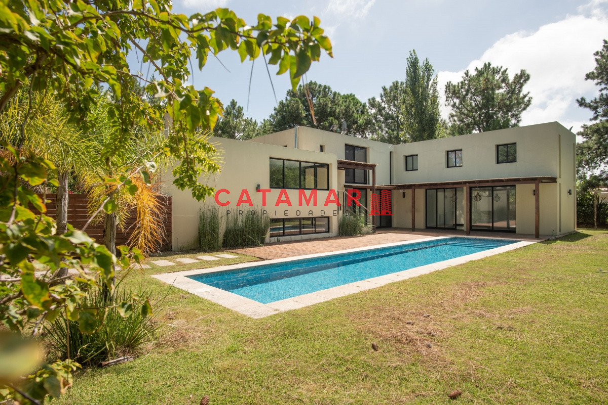 Casa ID.6 - Casa en Barrio Privado - La Residence