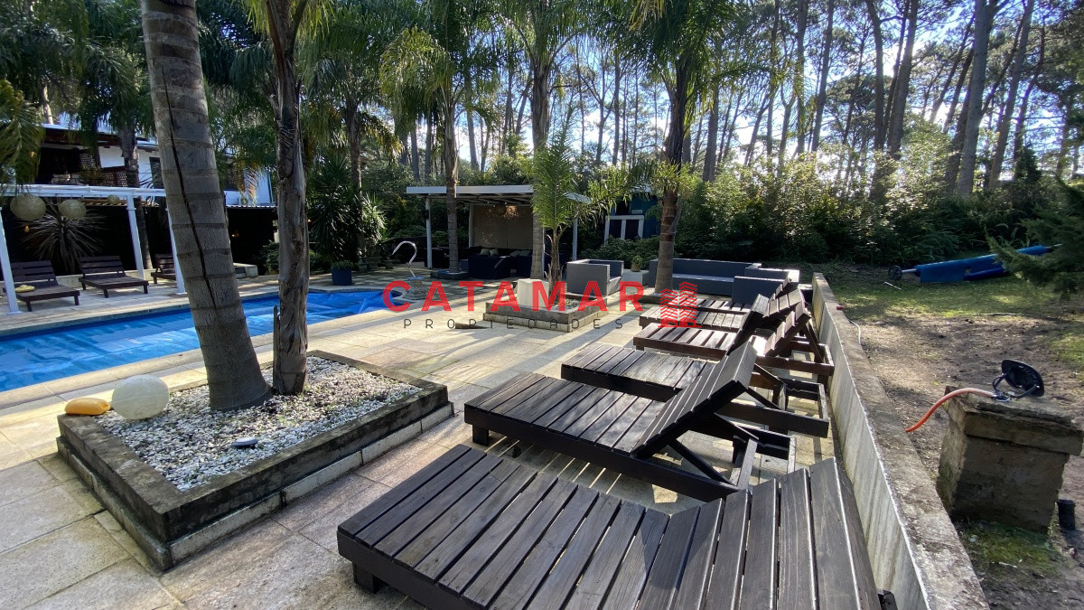 Casa ID.92 - Chalet en Club del Lago