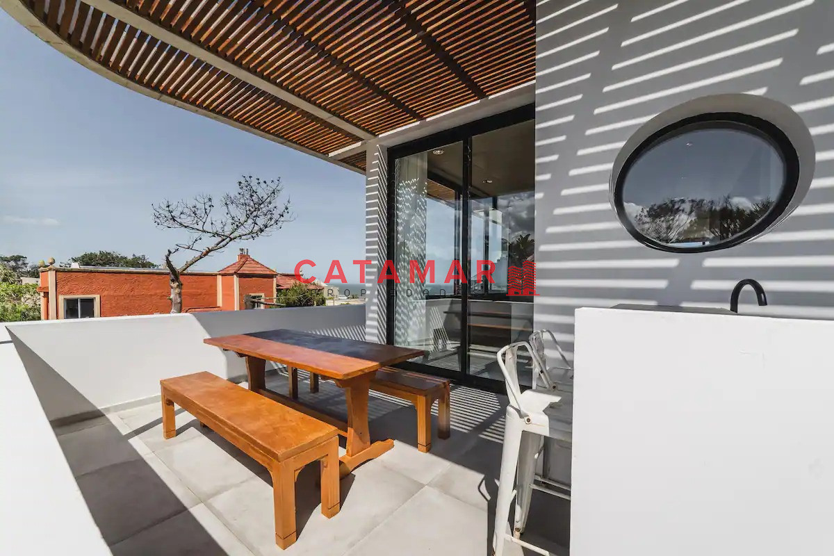 Casa ID.712 - Casa tres dormitorios dos baños toillete piscina La Barra Punta del Este