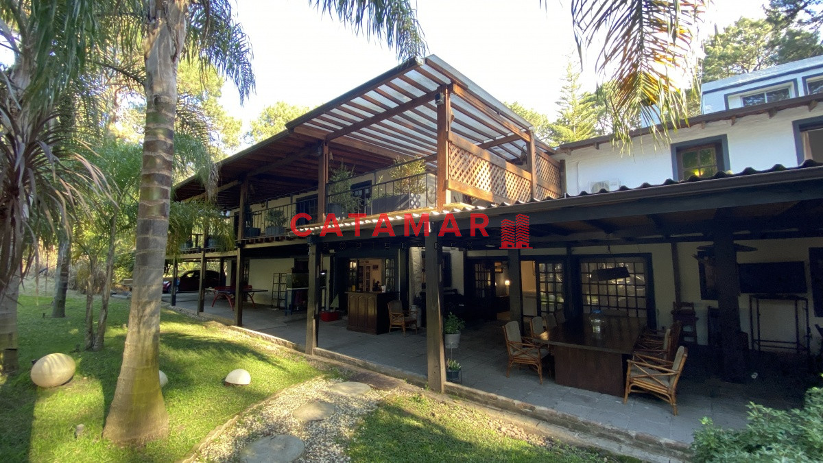 Casa ID.92 - Chalet en Club del Lago