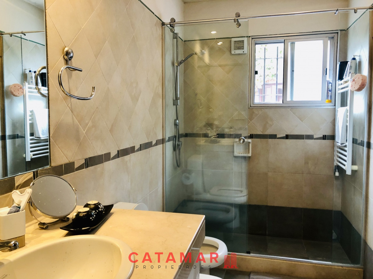 Casa ID.184 - Alquiler de temporada casa tres dormitorios piscina climatizada punta del este