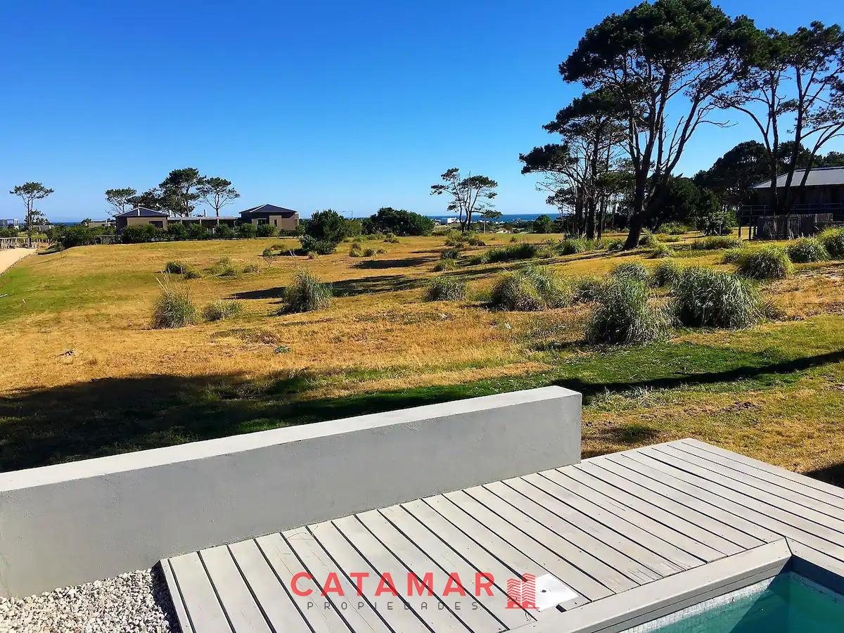 Casa ID.711 - Casa cinco dormitorios piscina parrillero Pinar del Faro Jose Ignacio Punta del Este