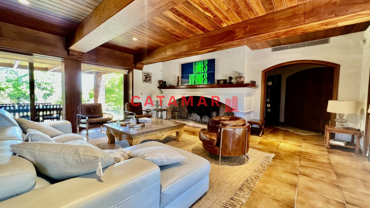 Casa ID.574 - Casa punta del este playa mansa con piscina 