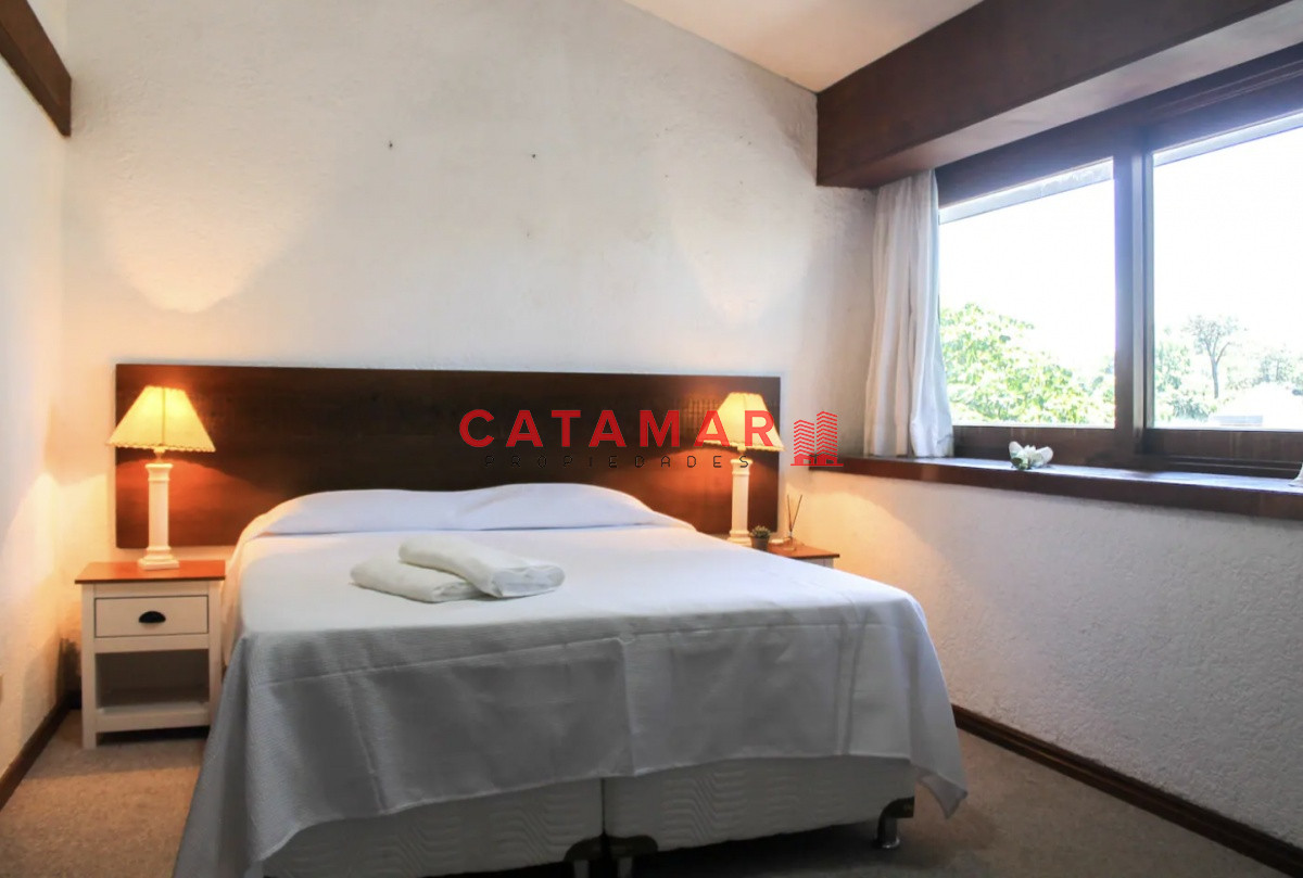 Casa ID.574 - Casa punta del este playa mansa con piscina 