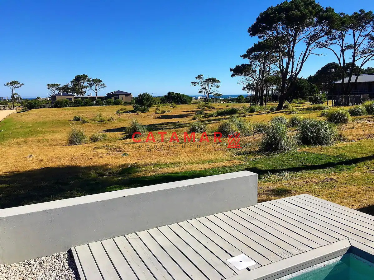Casa ID.711 - Casa cinco dormitorios piscina parrillero Pinar del Faro Jose Ignacio Punta del Este