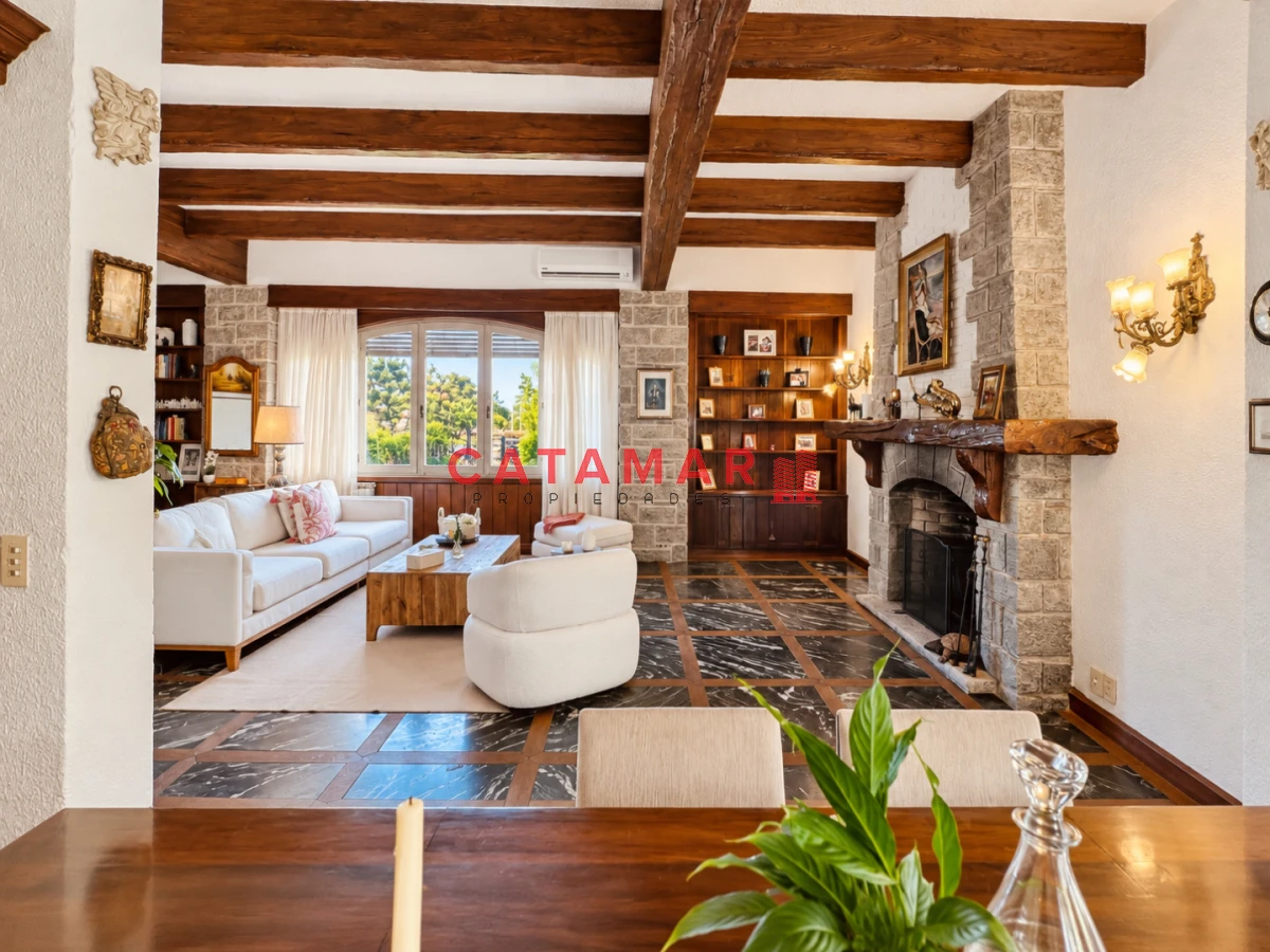 Casa ID.825 - Casa en venta playa mansa Punta del Este 