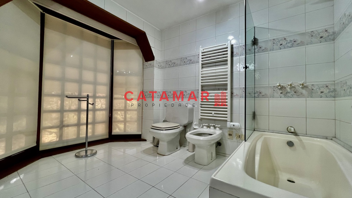 Casa ID.574 - Casa punta del este playa mansa con piscina 