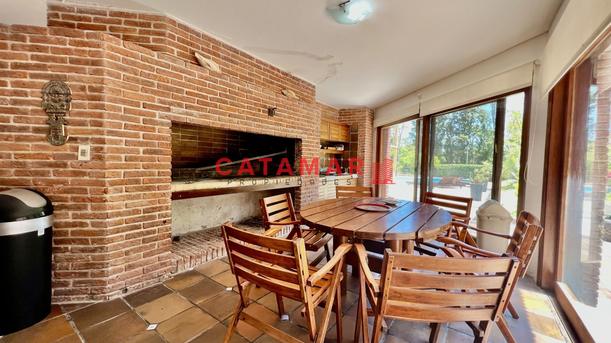Casa ID.574 - Casa punta del este playa mansa con piscina 