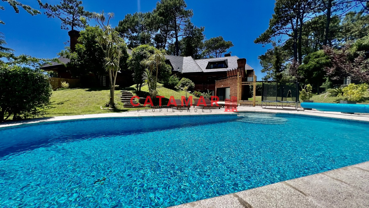 Casa ID.574 - Casa punta del este playa mansa con piscina 