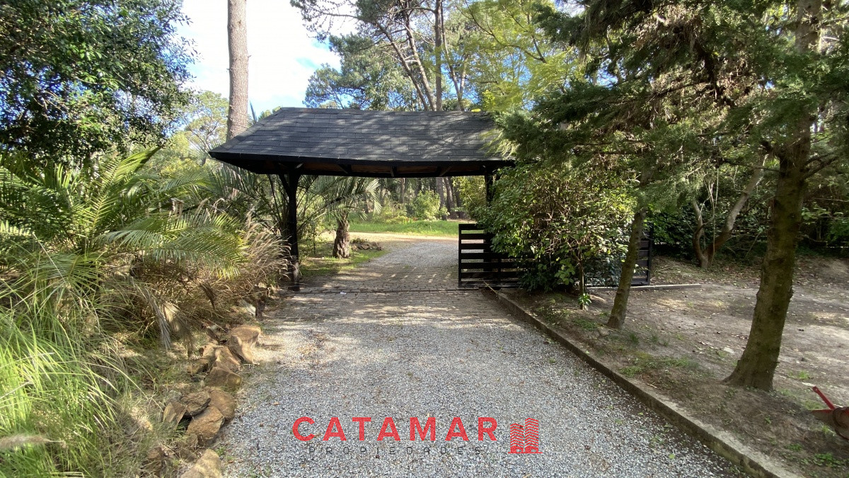 Casa ID.92 - Chalet en Club del Lago