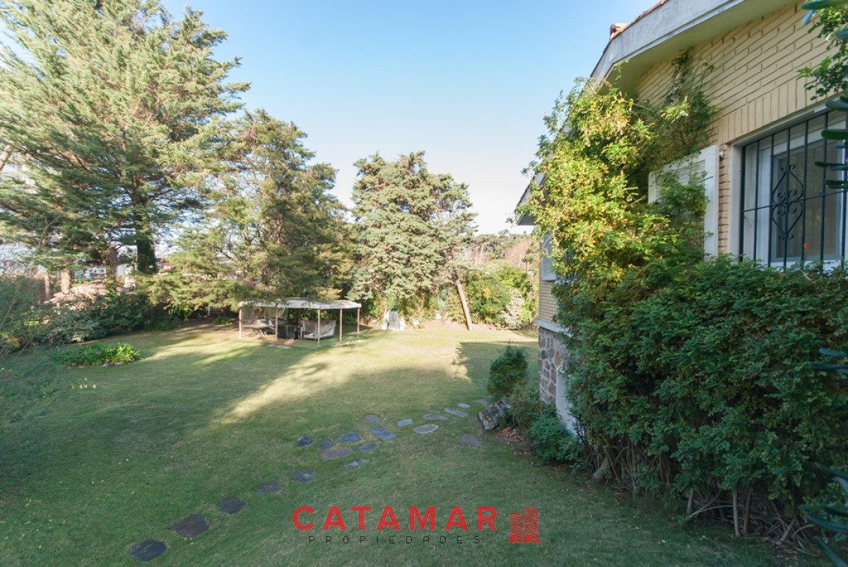 Casa ID.356 - Venta Casa 4 dormitorios Cantegril 