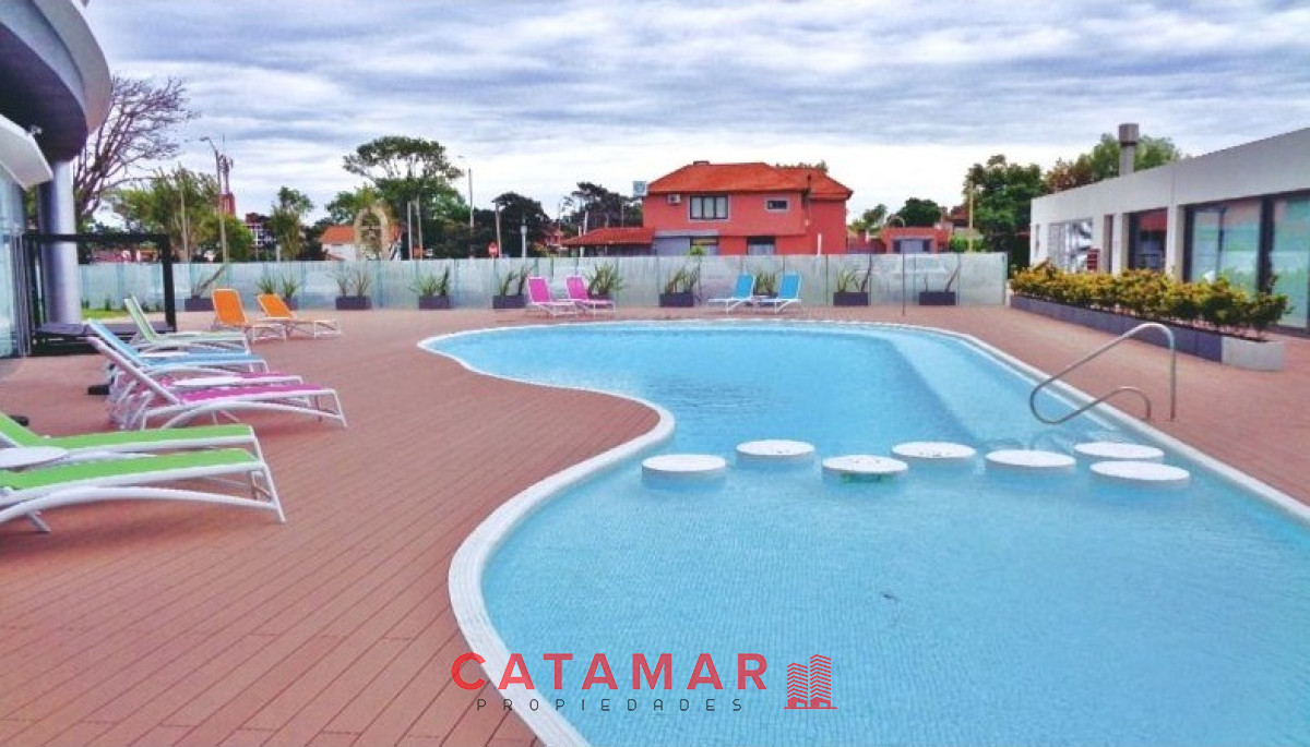 Apartamento ID.576 - Departamento Alexander Boulevard dos dormitorios dos baños Playa Mansa Punta del Este