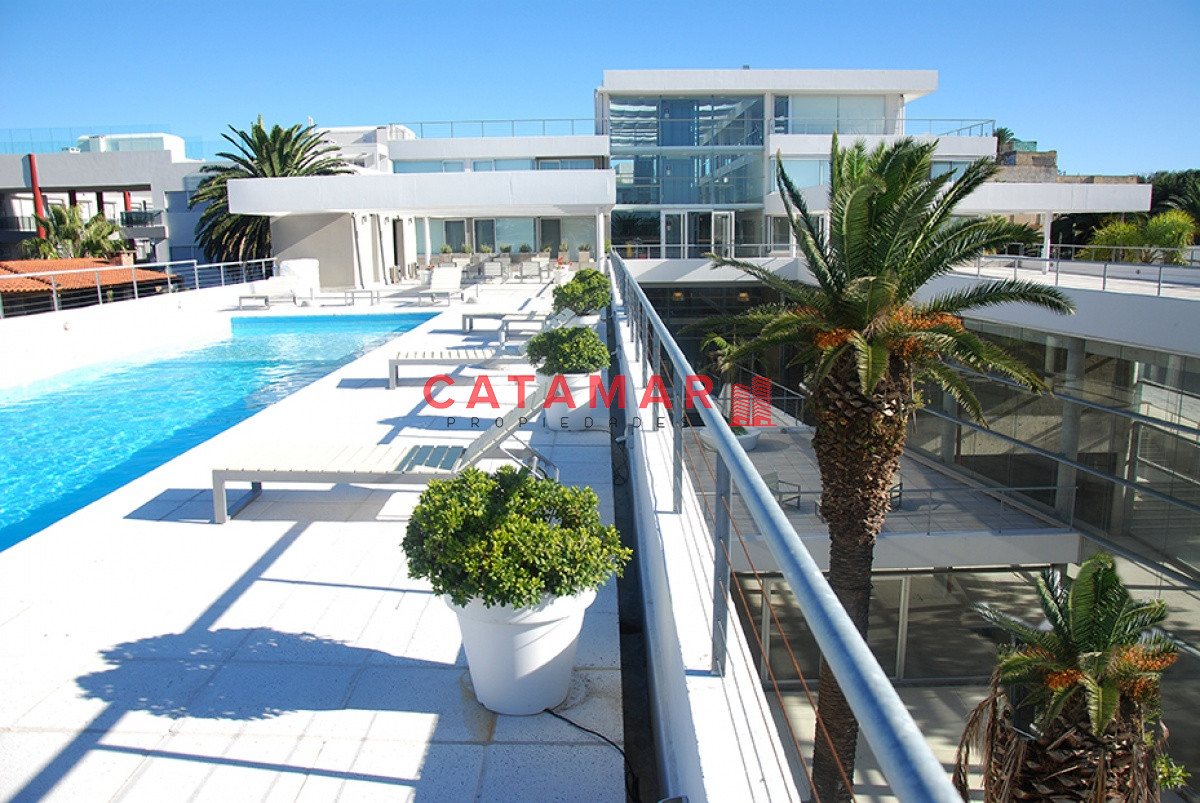 Apartamento ID.514 - Departamento dos dormitorios dos baños Península Punta del Este