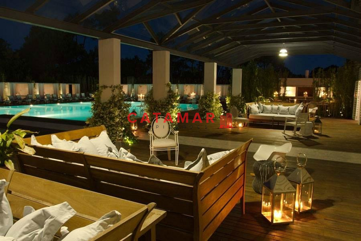 Apartamento ID.631 - Departamento Torre Yoo dos dormitorios dos baños Roosevelt Punta del Este