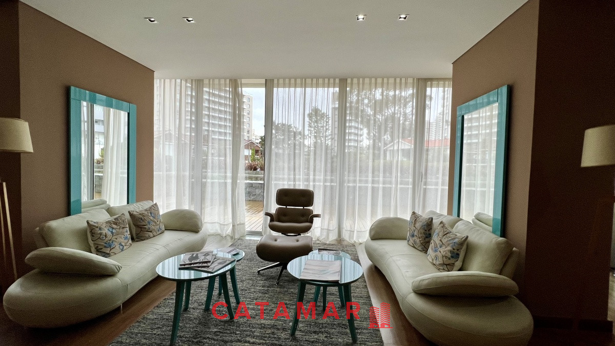 Apartamento ID.611 - Departamento dos dormitorios dos baños edificio Wind Tower Punta del Este