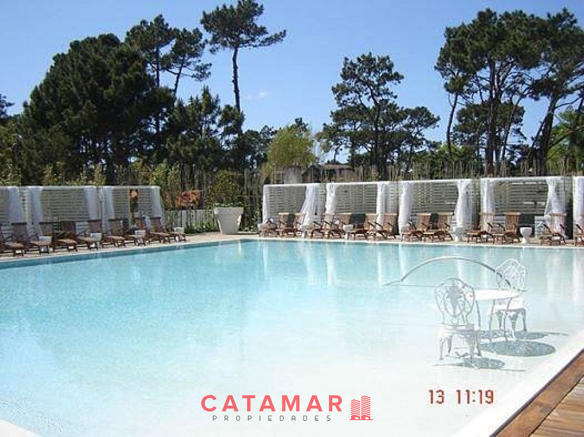 Apartamento ID.623 - Departamento piso alto Torre Yoo un dormitorio un baño Roosevelt Punta del Este