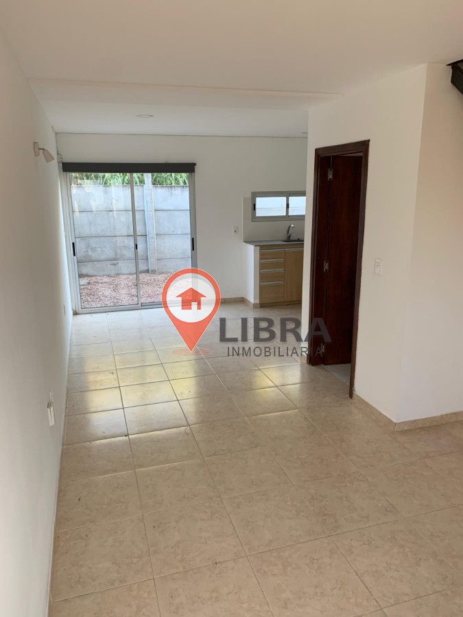 Apartamento ID.5564 - Alquiler Duplex 2 Dorm Balcón Patio Cochera Malvin Norte