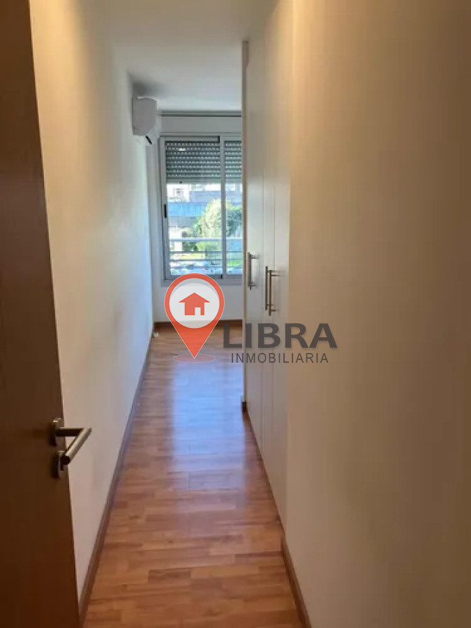 Apartamento ID.9880 - Hermoso Apartamento De 2 Dorm En Centro 
