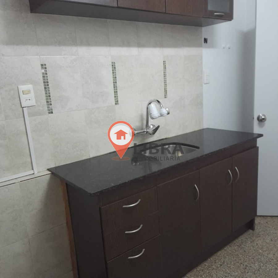 Apartamento ID.10029 - Lindo Apartamento De 2 Dorm Iluminado 