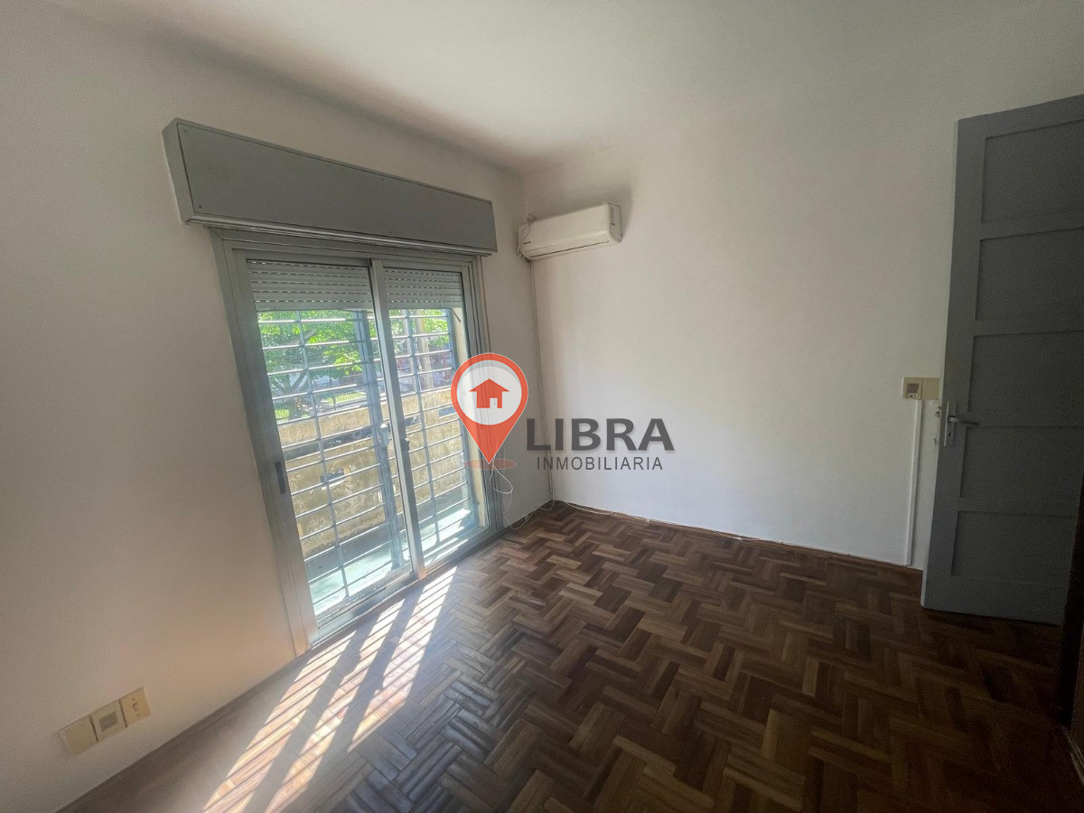 Apartamento ID.7699 - Alquiler Apartamento 2 Dormitorios Al Frente A 50 Mt De Playa Malvin Parrillero