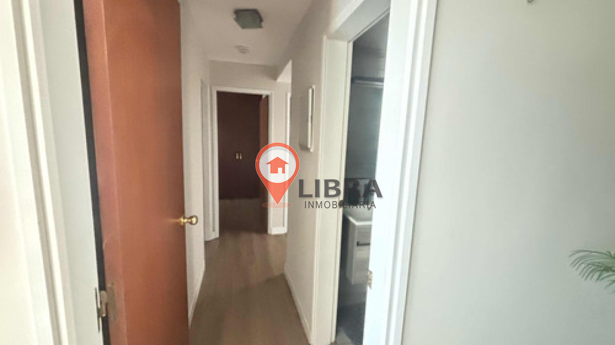 Apartamento ID.10072 - Alquiler Apartamento 3 Dormitorios Balcon Cochera Amoblado En Torres Náuticas Pocitos