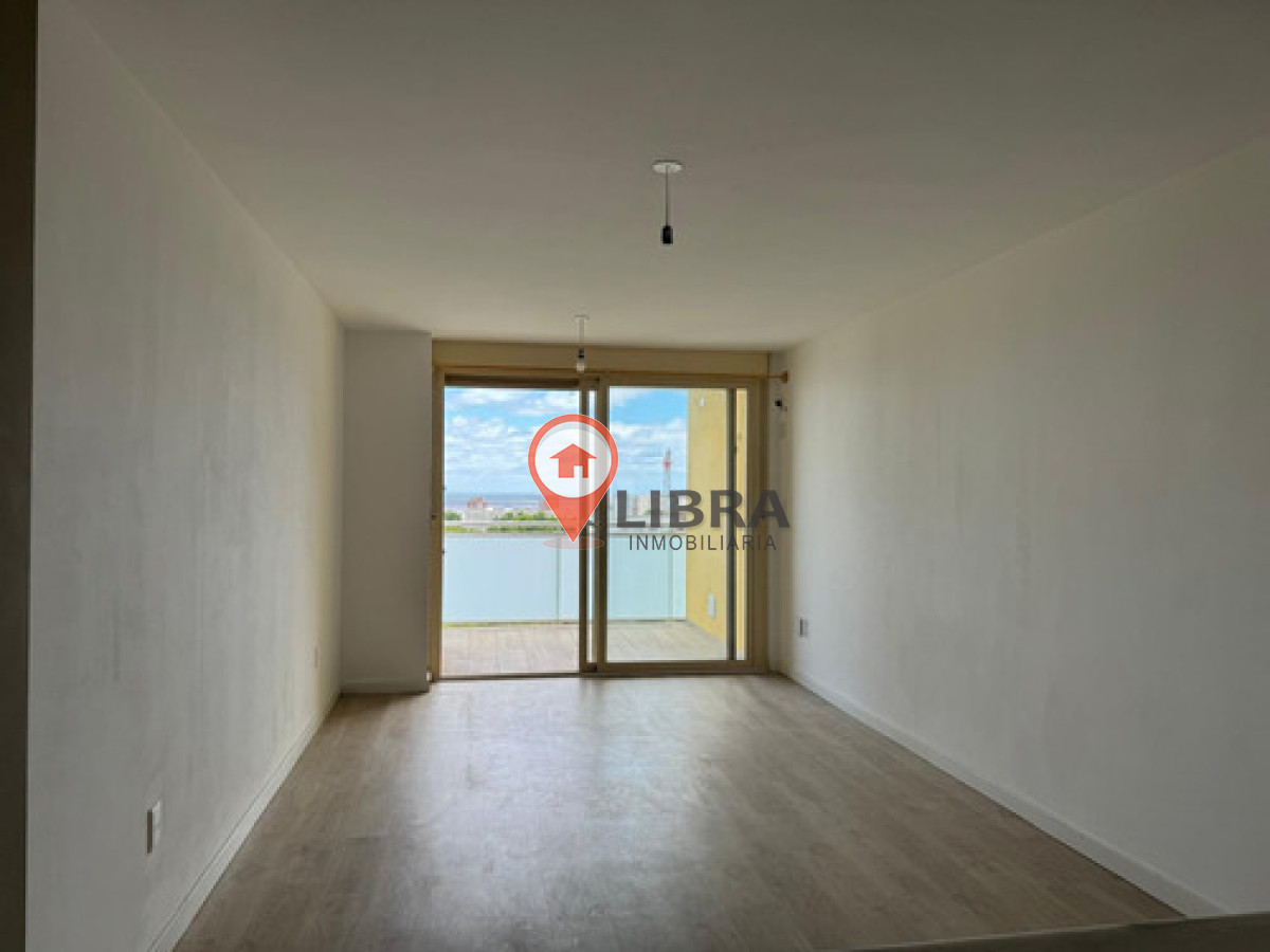 Apartamento ID.10092 - Oportunidad!! Venta Apartamento 2 Dormitorios Con Renta En Cordón Sur