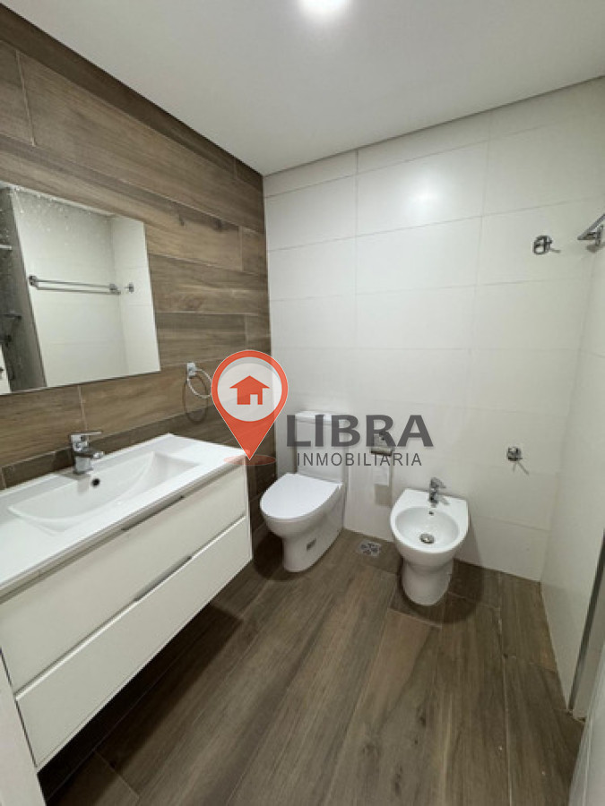Apartamento ID.10092 - Oportunidad!! Venta Apartamento 2 Dormitorios Con Renta En Cordón Sur