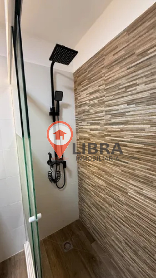 Apartamento ID.10093 - Alquiler Apartamento 2 Dormitorios Garage En Centro