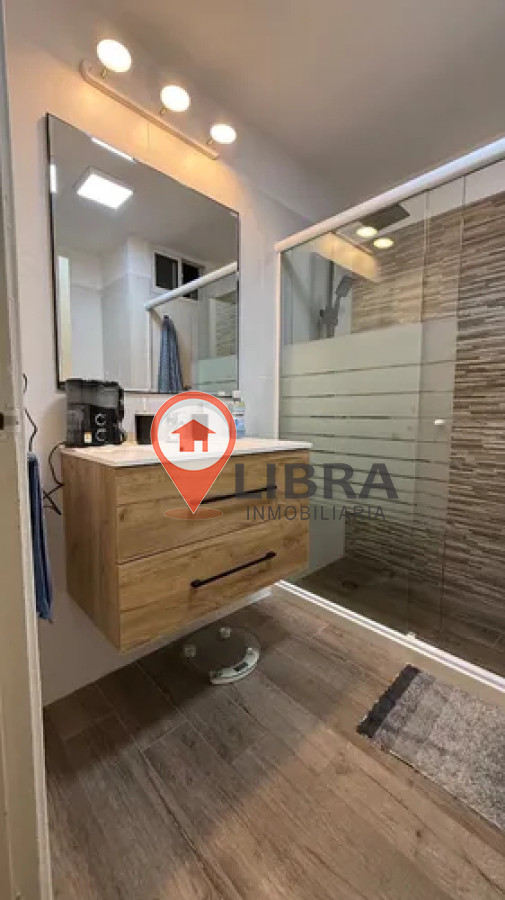 Apartamento ID.10093 - Alquiler Apartamento 2 Dormitorios Garage En Centro