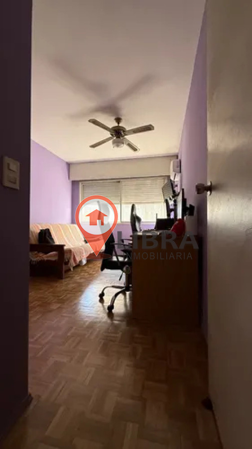 Apartamento ID.10096 - Alquiler Apartamento 2 Dormitorios Y Garage, Centro, Montevideo