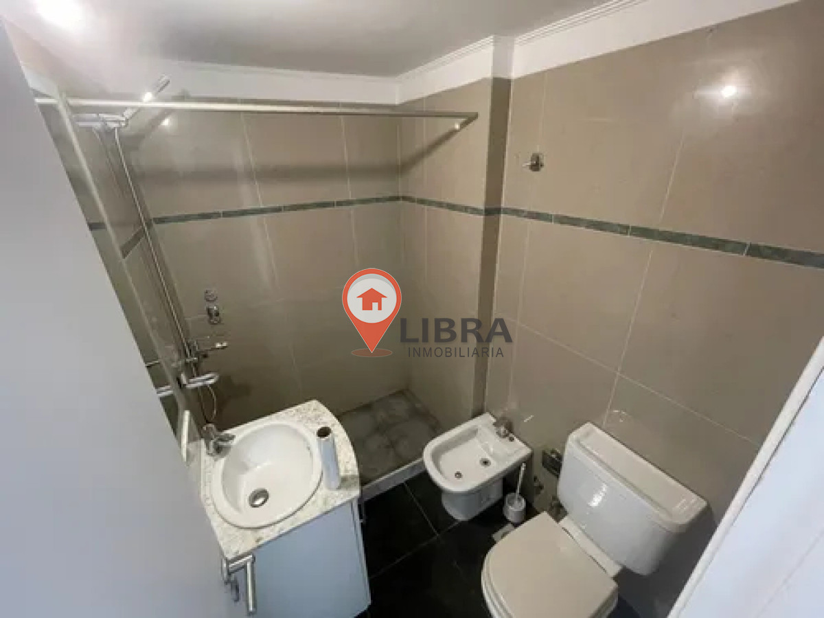 Apartamento ID.10101 - Alquiler Apartamento 2 Dormitorios Y Balcón, Prado 