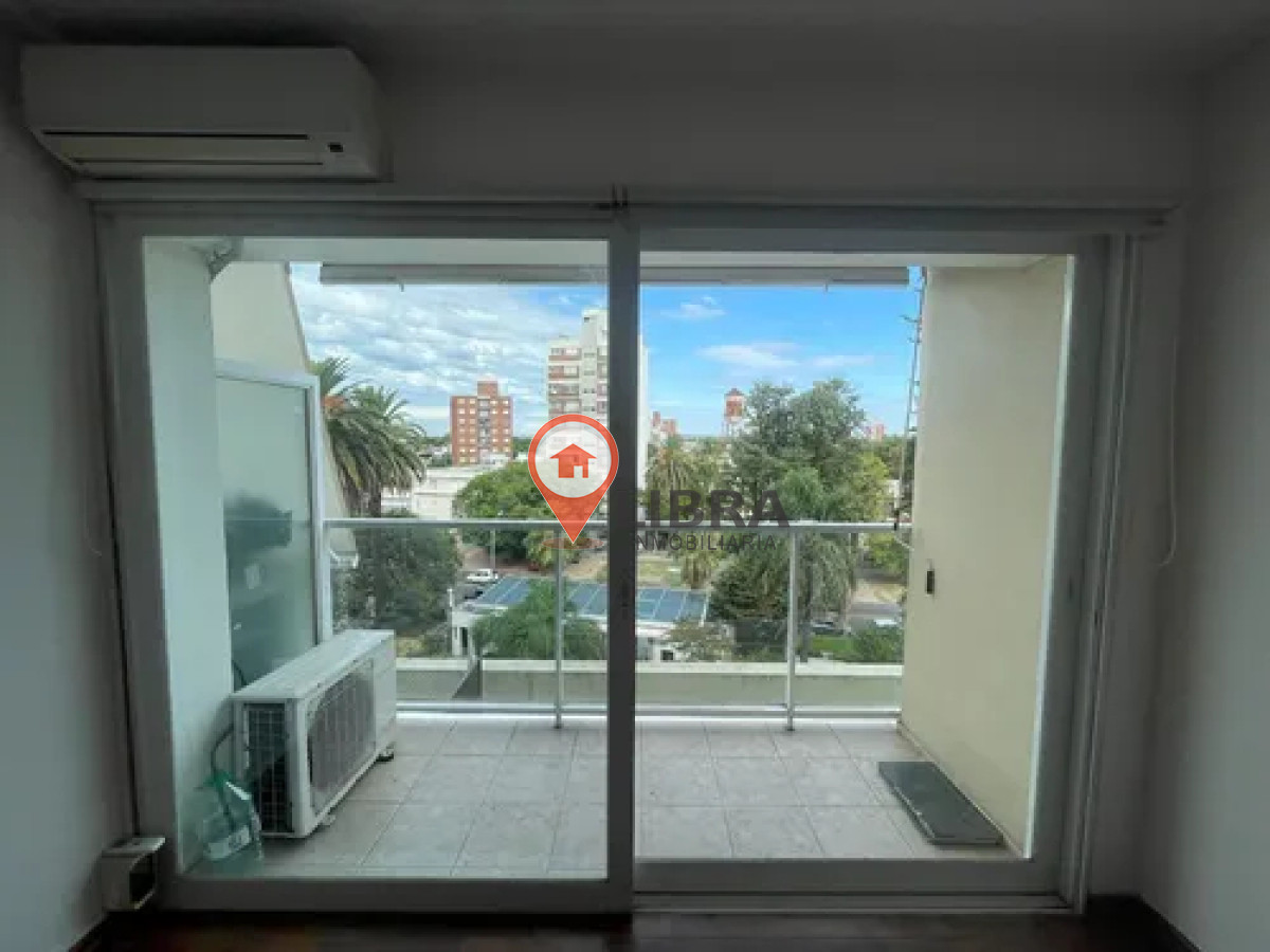Apartamento ID.10101 - Alquiler Apartamento 2 Dormitorios Y Balcón, Prado 