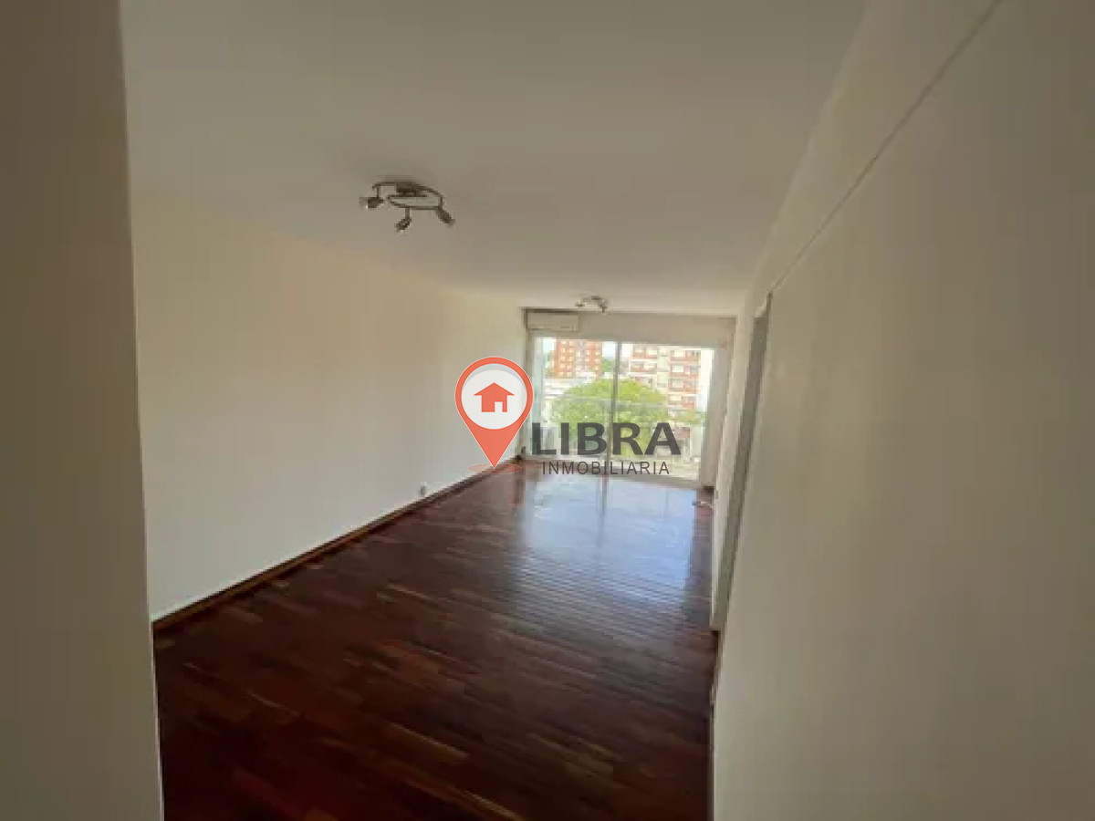 Apartamento ID.10101 - Alquiler Apartamento 2 Dormitorios Y Balcón, Prado 