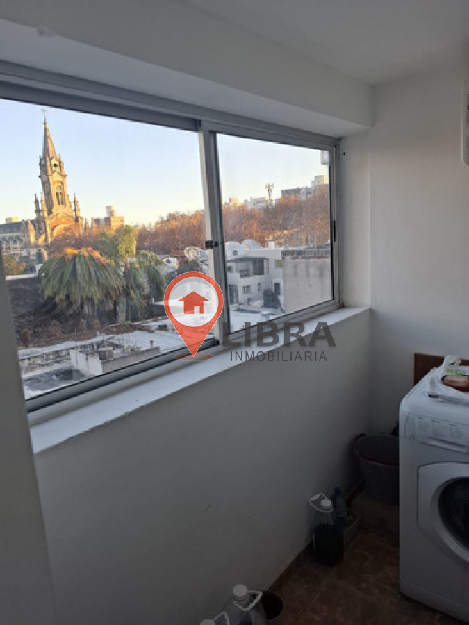Apartamento ID.10110 - Alquiler Apartamento 2 Dormitorios Y Balcón, Cordón !!