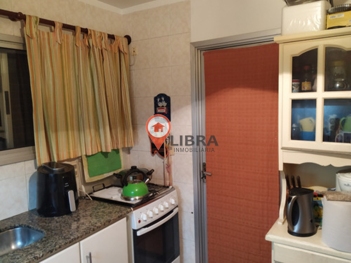 Apartamento ID.10110 - Alquiler Apartamento 2 Dormitorios Y Balcón, Cordón !!
