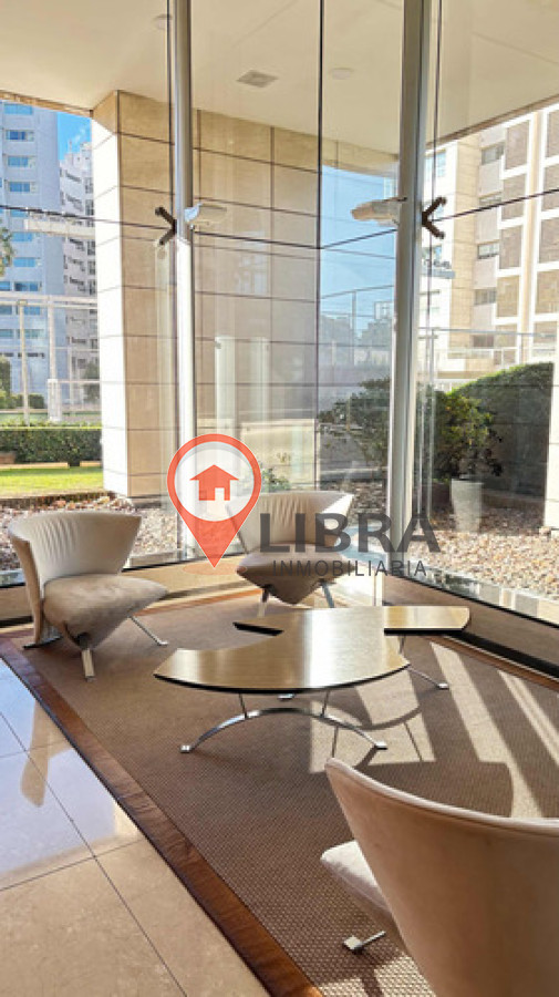 Apartamento ID.10121 - Alquiler Apartamento Amoblado 3 Dormitorios Cochera Pocitos