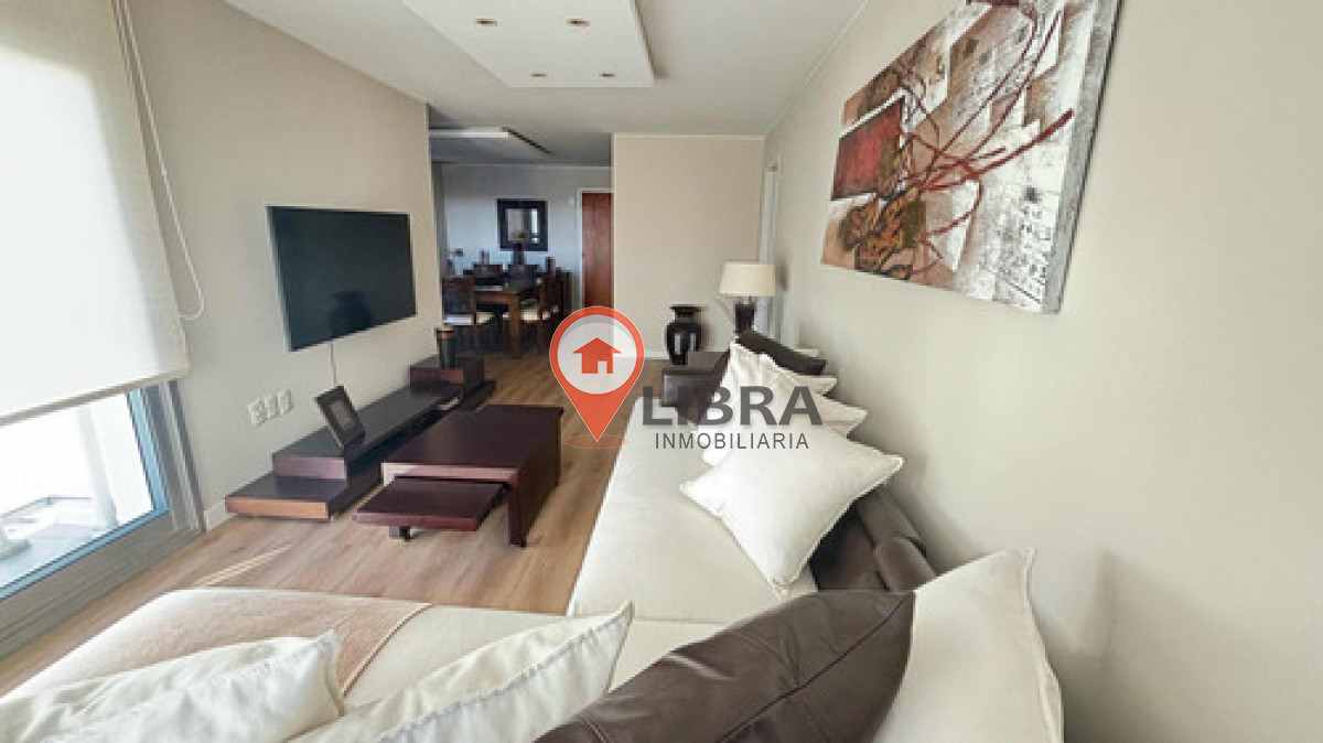 Apartamento ID.10121 - Alquiler Apartamento Amoblado 3 Dormitorios Cochera Pocitos