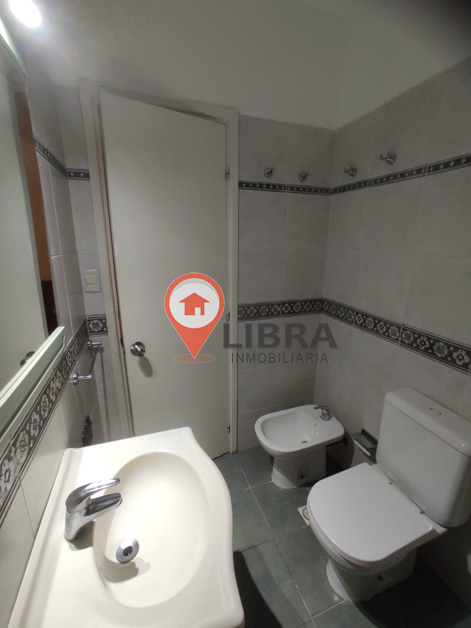 Apartamento ID.7732 - Hermoso Apartamento De 2 Dorm Con Patio y Lindo Jardin 