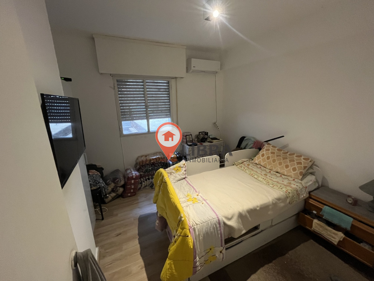 Apartamento ID.4221 - Venta Apartamento 2 Dormitorios Patio Interno Ciudad Vieja