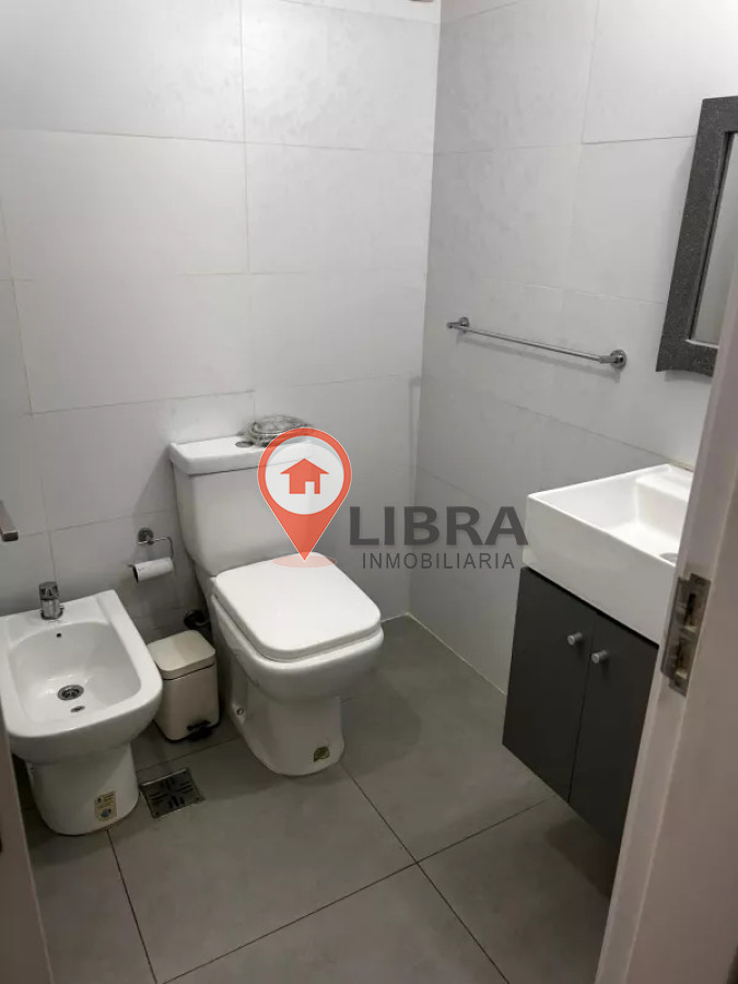 Apartamento ID.8485 - Alquiler De Monoambiente Patio Y Parrillero En Pocitos