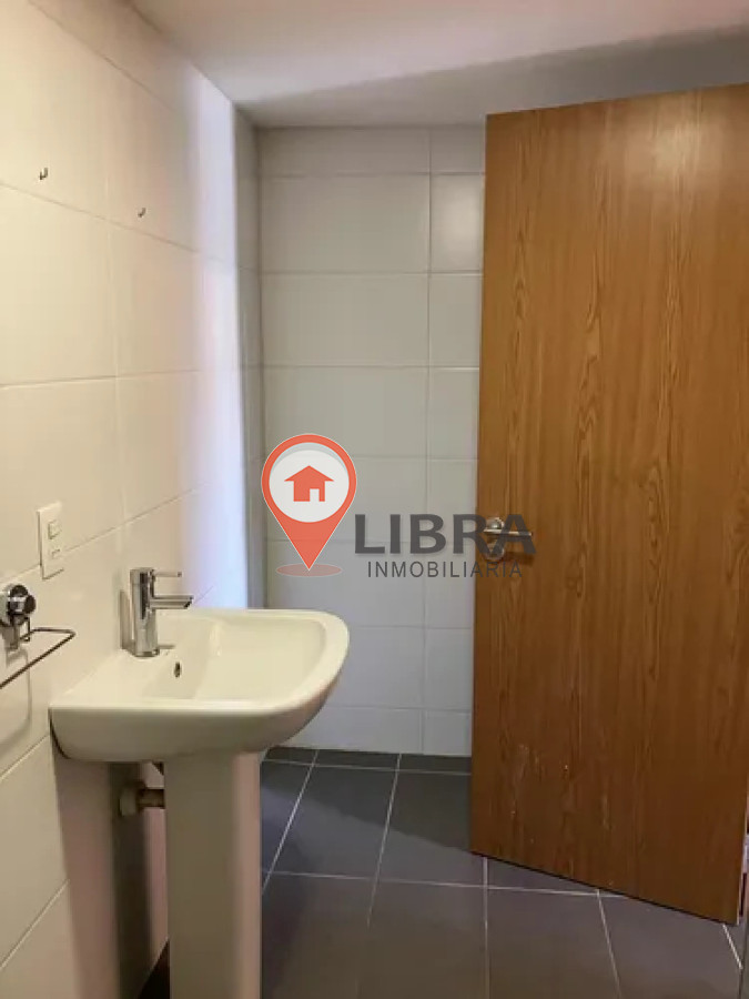 Apartamento ID.9880 - Hermoso Apartamento De 2 Dorm En Centro 