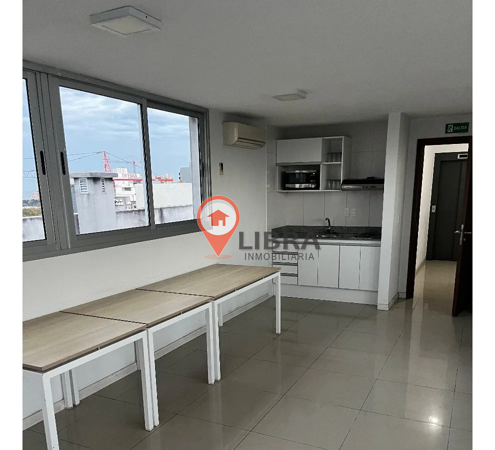 Apartamento ID.9766 - Alquiler Apartamento De 2 Dormitorios Con Cochera En Cordón 