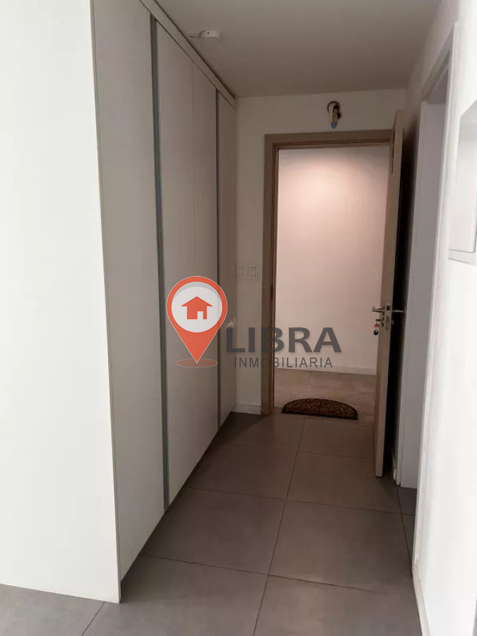 Apartamento ID.8485 - Alquiler De Monoambiente Patio Y Parrillero En Pocitos