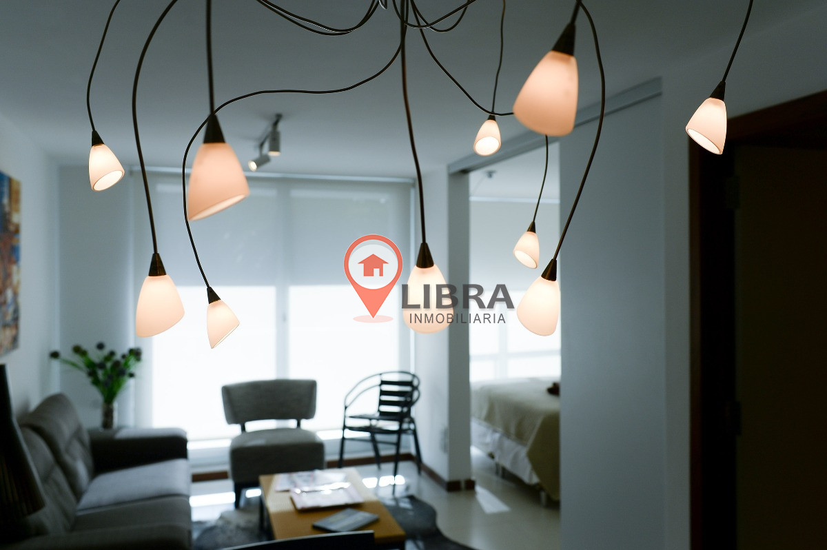Apartamento ID.7363 - Hermoso Apartamento De 1 Dormitorio En Pocitos Con Balcón Y Garaje Amoblado