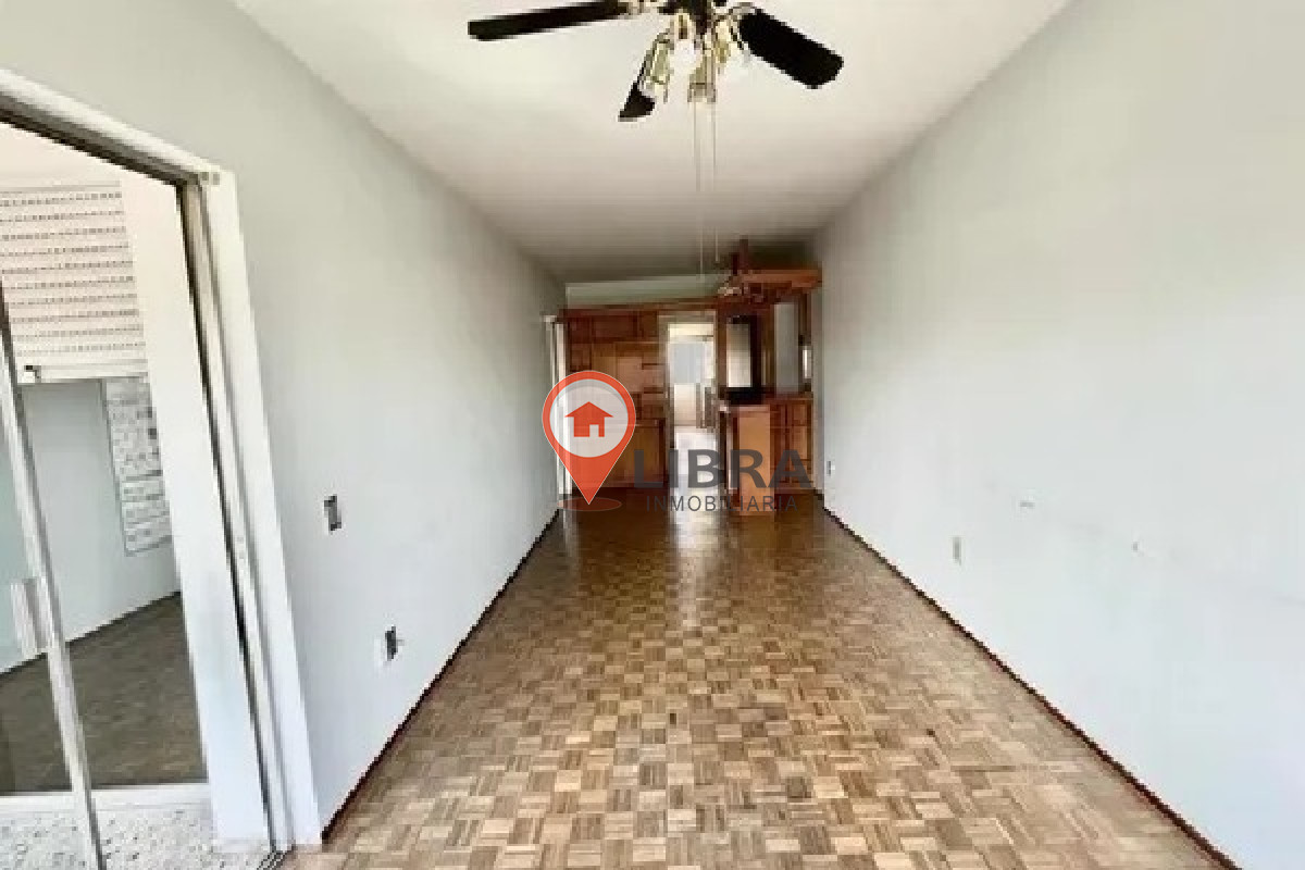 Apartamento ID.220 - Venta, Centro, 3 Dorm. Garaje, Ideal Vivienda U Oficina
