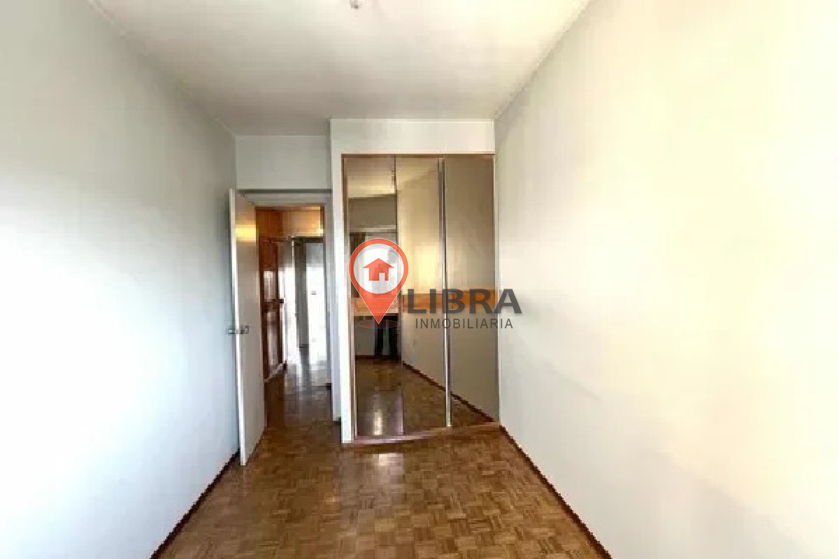 Apartamento ID.220 - Venta, Centro, 3 Dorm. Garaje, Ideal Vivienda U Oficina