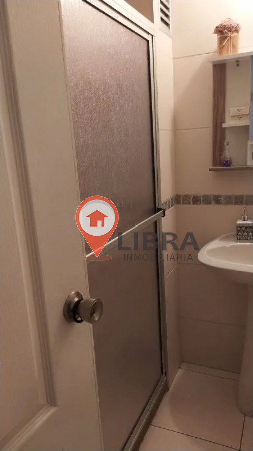 Apartamento ID.710 - Apartamento 1 Dormitorio Con Cochera Y Balcón En Centro