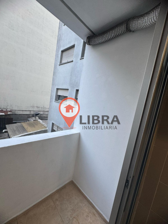 Apartamento ID.8649 - Apartamento En Alquiler En Tres Cruces 1 Dormitorio 