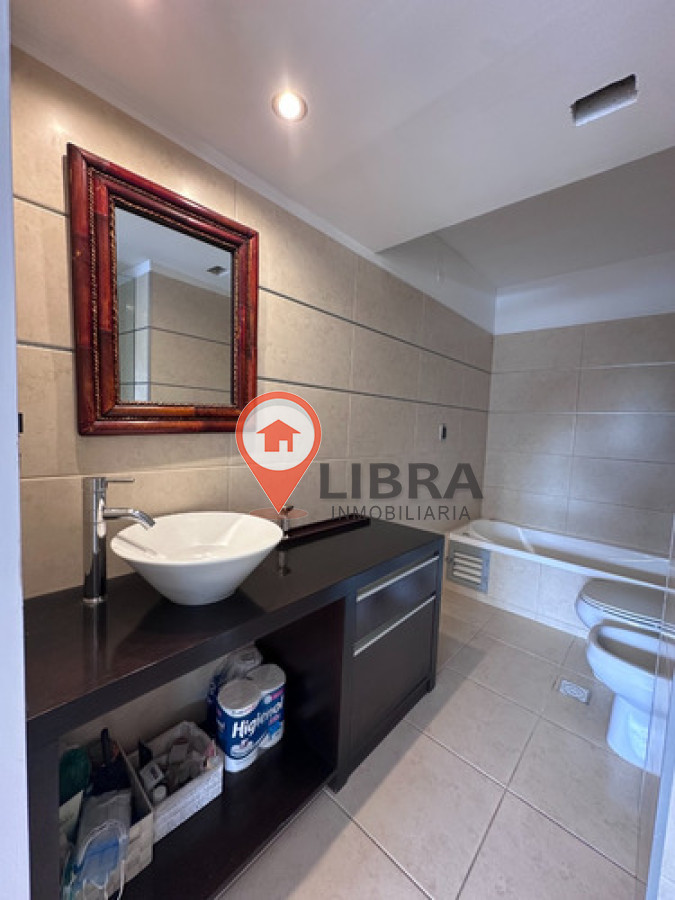 Apartamento ID.9042 - Alquiler Apartamento Amoblado 2 Dormitorios 2 Baños Cochera En Puerto De Buceo